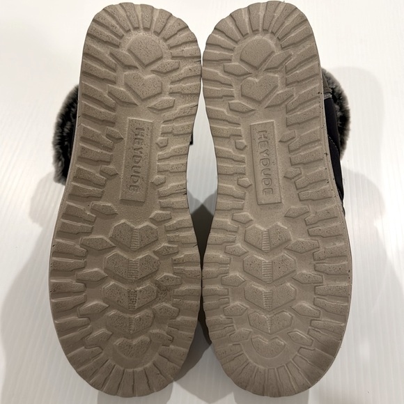 HEYDUDE Brandy Boots women’s size 8 New with Box - Picture 9 of 9